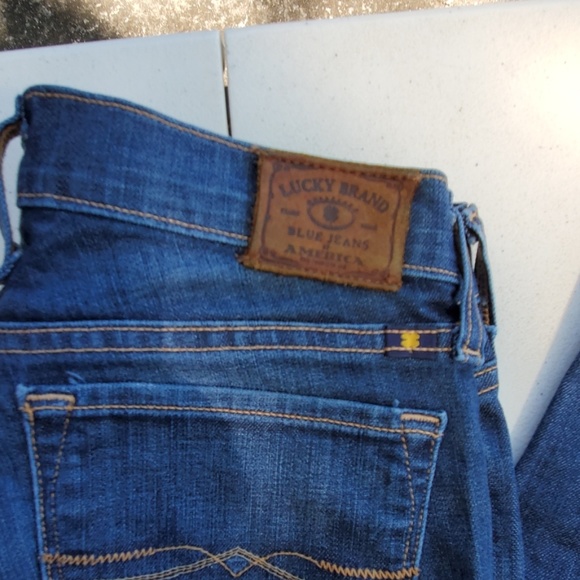Lucky Jeans Charlie Straight - Picture 2 of 8
